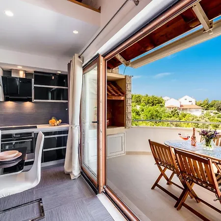 Luxury Nova Apartment